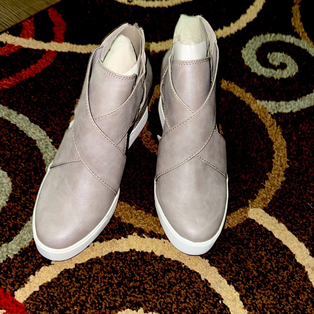 Women Wedges